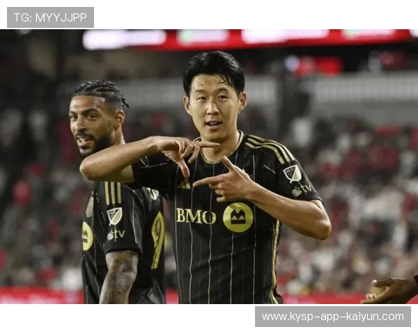 把足球时钟拨回2013年🕰青涩的孙兴慜、莱万，穆勒好像没变化-直播吧